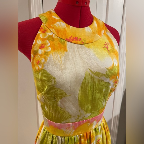 Rare Vintage 1970s Tori Richard Honolulu Yellow Floral Halter Maxi Dress - Picture 4 of 12